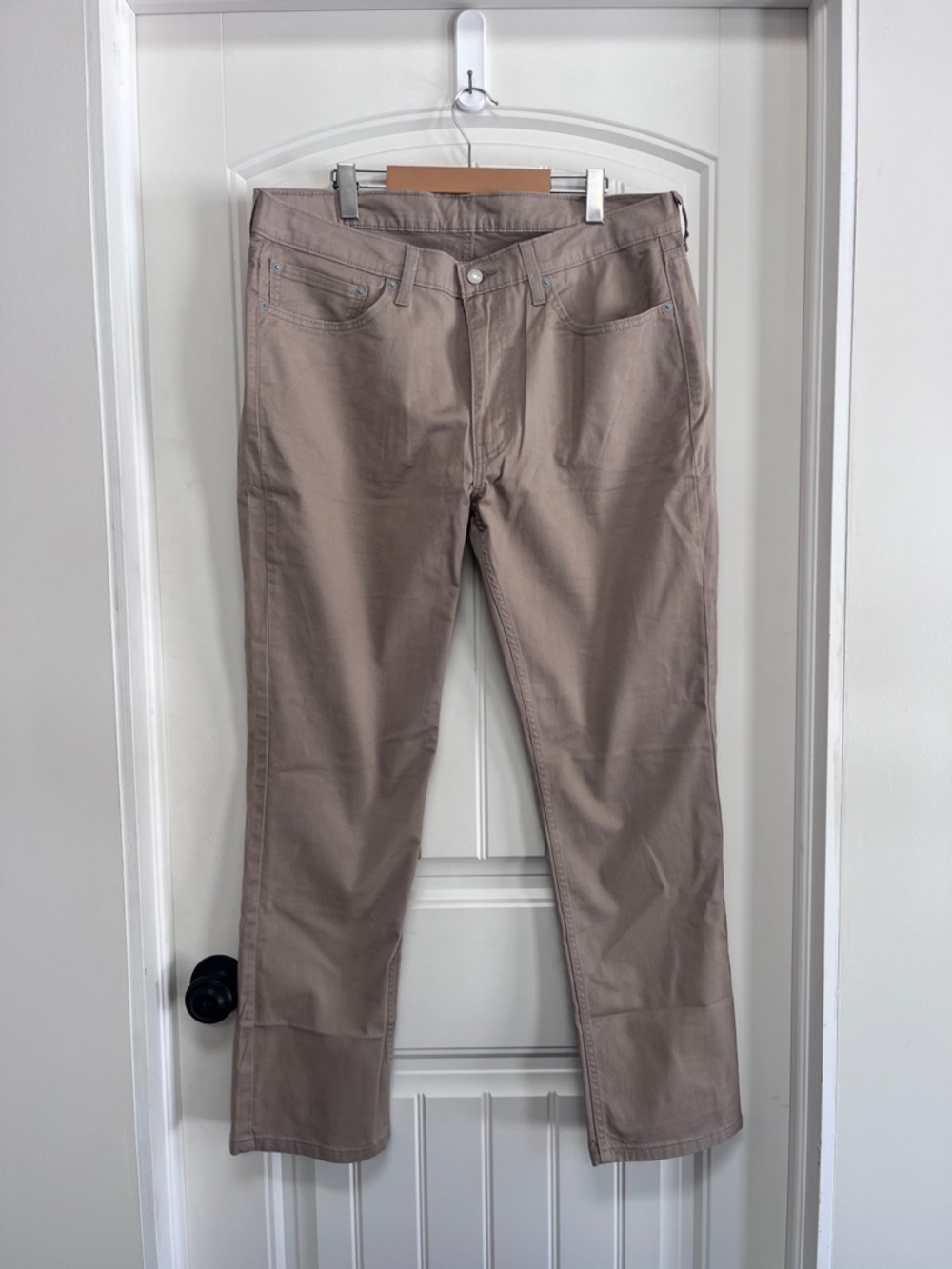 NWT Men’s Levi’s 514 Pants Khakis Size 38x32